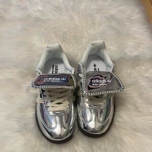 adidas Men's Silver Sneakers